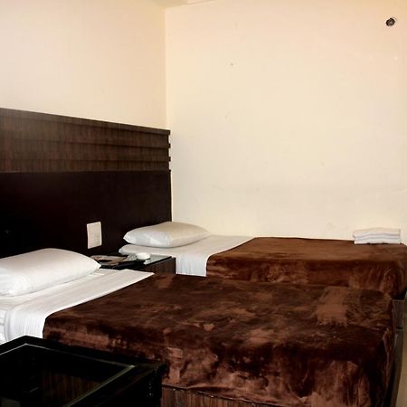 Aman Deluxe Otel Yeni Delhi Dış mekan fotoğraf