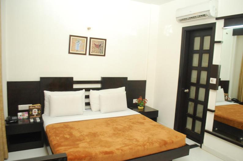 Aman Deluxe Otel Yeni Delhi Dış mekan fotoğraf